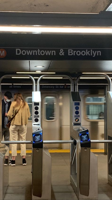 Downtown Brooklyn Aesthetic, New York Aesthetic Downtown, Transport Aesthetic, Brooklyn Baby Aesthetic, New York Subway Aesthetic, Nyc Train Aesthetic, Nyu Asethic, Subway Pics, Nyc Metro Aesthetic