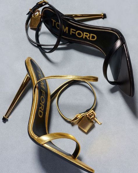 Tomford Heels, Tom Ford Shoes Women, Tom Ford Heels, Tom Ford Shoes, Heels Aesthetic, Fly Shoes, Heels Outfits, Trending Fashion, Carrie Bradshaw