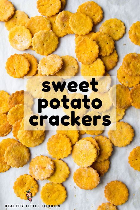 Sweet Potato Crackers Sweet Potato Cheese Crackers, Sweet Potato Tots For Baby, Veggie Crackers Homemade, 12 Month Snack Ideas, Sweet Potato Snack Recipes, Teething Crackers Recipes, Sweet Potato Recipes For Kids, Sweet Potato Recipes Toddler, Sweet Potato Recipes For Babies