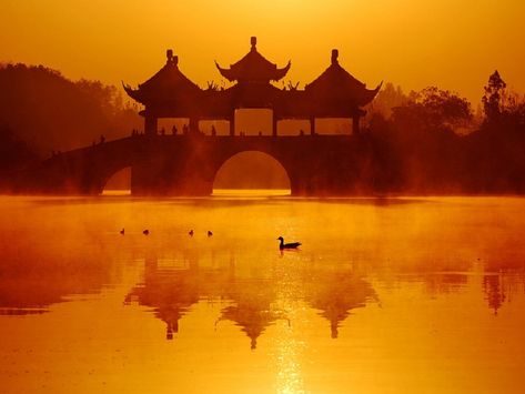 Yangzhou 2020: Best of Yangzhou, China Tourism - Tripadvisor Taizhou China, Yangzhou China, China Tourism, Cool Optical Illusions, Yangzhou, Learning Graphic Design, Grand Canal, Suzhou, Spa Experience