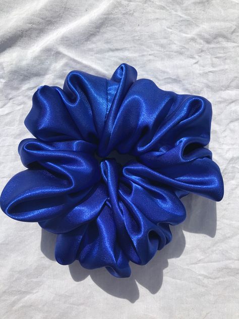 Scrunchies Business, Hair Accessories Diy Headband, Plating Method, Silk Hair Bonnets, Glam House, Large Scrunchies, Photo Collage Canvas, Blue Scrunchie, Diy Hair Scrunchies