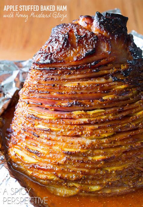 Honey Mustard Ham Glaze, Ham Glaze Brown Sugar, Ham Recipes Baked, Fed And Fit, Honey Glazed Ham, Ham Glaze Recipe, Fit Recipes, Glazed Ham, Christmas Ham