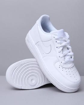 White sneakers women