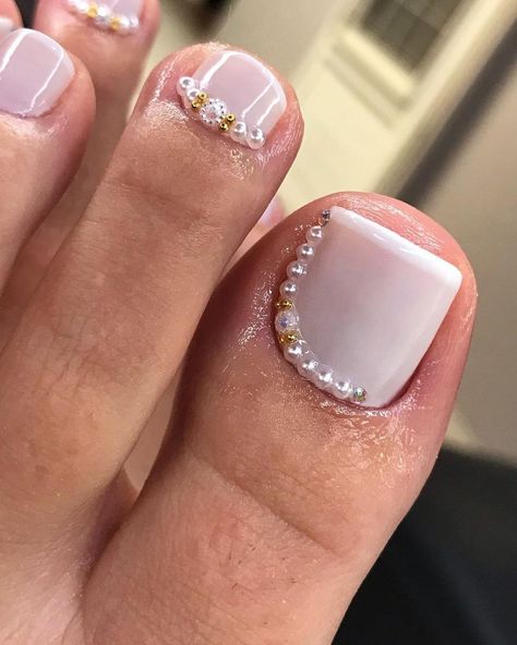 Line Nail Designs, Bridal Nails Designs, Gel Toe Nails, Acrylic Toe Nails, Pretty Toe Nails, Cute Toe Nails, Lines On Nails, Short Square Acrylic Nails, Short Acrylic Nails Designs