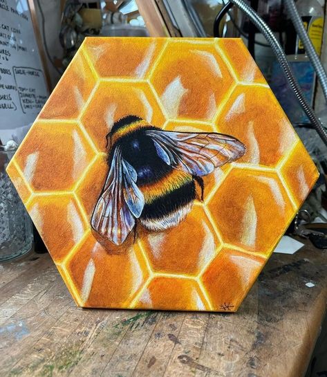 Bee Painting, Art Painting Gallery, Bee Art, Small Canvas Art, Nature Art Painting, Diy Canvas Art Painting, Mini Canvas Art, Art Inspiration Painting, Mini Paintings