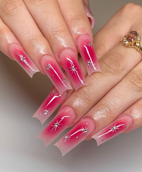 Airbrush Design Nails, Summer Nails Square Pink, Long Coffin Summer Nails, Air Brush Nail Designs Ideas, Air Brush Nail Set, Aura Nails Acrylic, Quartz Nails, Long Acrylic Nail Designs, Airbrush Nails