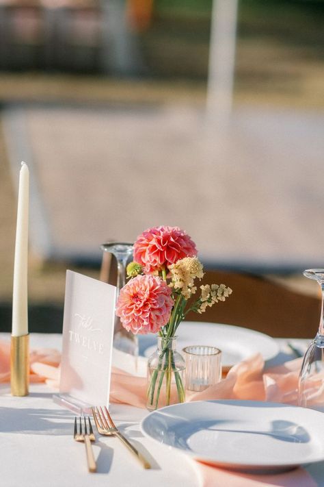 Candle Table Runner, Wedding Table Vases, Peach Color Palette, Elegant Table Decor, Bud Vases Wedding, Chiffon Table Runner, Peach Color Palettes, Stick Candles, Creative Centerpieces