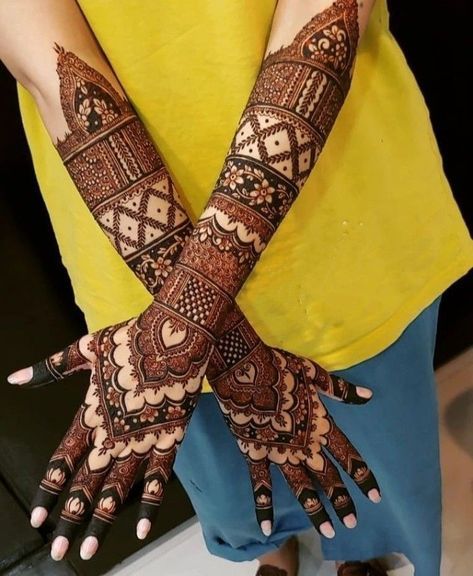 #makeup #heena #mehndihenna #artist #hennafun #photography #fashion #mehndilovers #weddingphotography #indianbride #barat #pakistanibride #shaadi #mehendidesign #instagram #weddingdress #naturalhenna #walima #islamabad #hennalookbook #lahore #pakistan #mehnditattoo #mehndioutfits #inspire #pakistanifashion #bridalmakeup #mehndipattern #weddingseason #mehndinight Mehandi Designs Bridal Back Hand, Brides Mehndi Design, Bridal Mehandi Designs Arabic Mehndi, Mehandi Designs Bridal Marriage, Latest Bridal Mehndi Designs Weddings Back Hand, Mehandhi Designs Bridal, Bridal Mehendi Designs Hands Latest, Bridal Mehndi Back Hand, Dulhan Mehndi Designs Bridal Henna