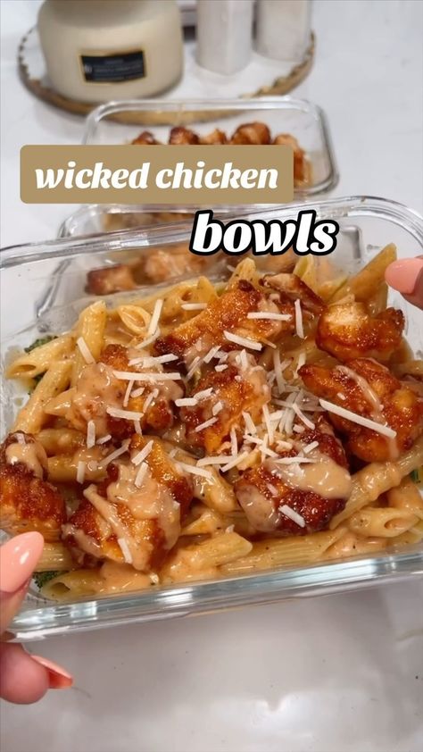 flavor on 100 for this meal prep you’ll actually WANT to eat 👏🏼 macros listed at end 😋 this is from my balanced bites cookbook (my… | Instagram Ready To Eat Food, Makayla Thomas, Alice Springs Chicken, Dry Pasta, High Protein Meal Prep, Healthy Lunch Meal Prep, Healthy High Protein Meals, Chicken Tenderloins, High Protein Low Calorie