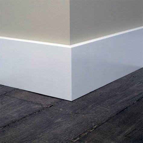 Top 40 Best Modern Baseboard Ideas - Luxury Architectural Trim Designs Simple Baseboards, Farmhouse Baseboards, Bathroom Baseboard, Modern Baseboards, Farmhouse Trim, White Baseboards, Baseboard Styles, Modern Trim, Baseboard Trim