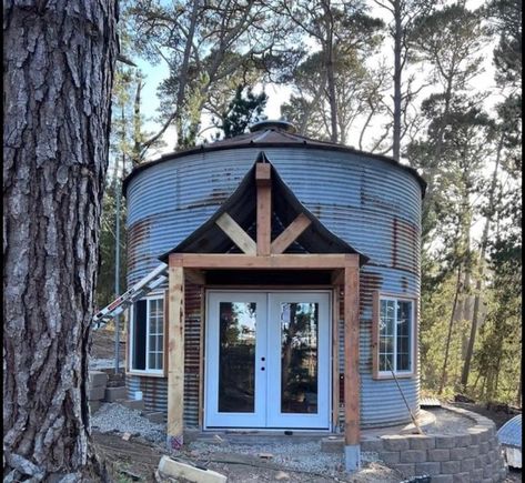 Grain Bin Cottage 18 With Porch CLOSED for the Winter - Etsy Small Cottage Homes Interior, Cottage Homes In The Woods, Homes In The Woods, Homestead Design, Grain Bin House, Silo House, Grain Silo, Small Cottage Homes, Small Cottage