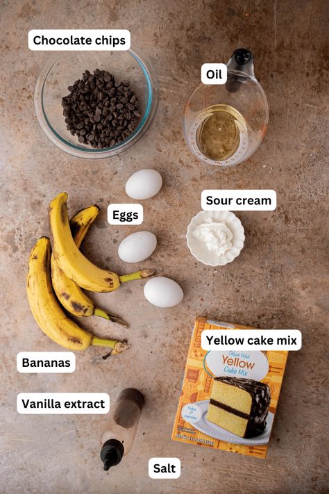 Easy Cake Mix Banana Bread, Cake Mix Banana Bread Recipe, Cake Mix Pancakes, Banana Cake Mix, Cake Mix Banana Bread, Yellow Cake Mix Recipes, Best Cake Mix, Cake Mix Muffins, Banana Bread Cake