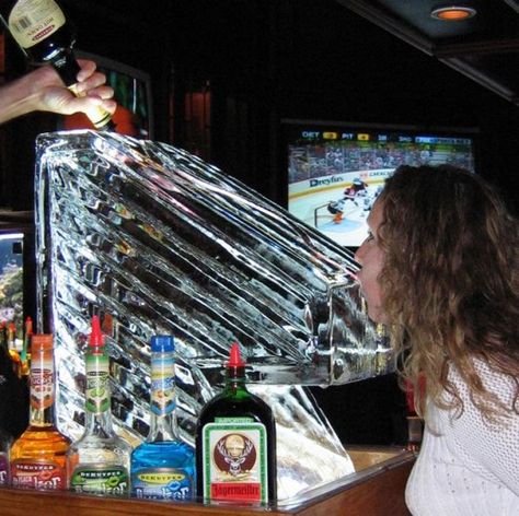 Ice Luge, Vodka Ice, Ice Beer, Night Pajama, Ice Sculpture, Epic Party, Ice Bars, Statues For Sale, Female Torso