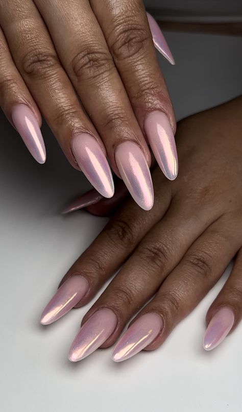 Chrome Nails And Toes, Gold Toes Polish, Chrome Nails On Black Women, Chrome Nails On Dark Skin, Pink Chrome Nails With Pearls, Pink Chrome Nails On Brown Skin, Light Pink Pearl Chrome Nails, Pink Chrome Nails With Gems, Pink Chrome Coffin Nails