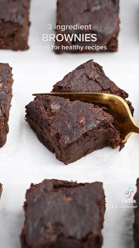 3 Ingredient Brownies, Makanan Rendah Kalori, Resep Diet, Makanan Diet, Think Food, Healthy Sweets Recipes, Idee Pasto Sano, Easy Baking Recipes, 3 Ingredient