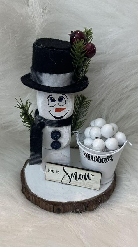 Dollar Store Diy Projects Christmas, Dt Diy Christmas Crafts, Snowman Crafts Diy Dollar Stores, Dollar Tree Foam Dice Crafts, Dollar Tree Xmas Crafts Diy, Diy Dollar Tree Ornaments, Foam Dice Dollar Tree Crafts, Dollar Tree Dice Crafts Diy, Dollar Tree Christmas Crafts Diy 2024