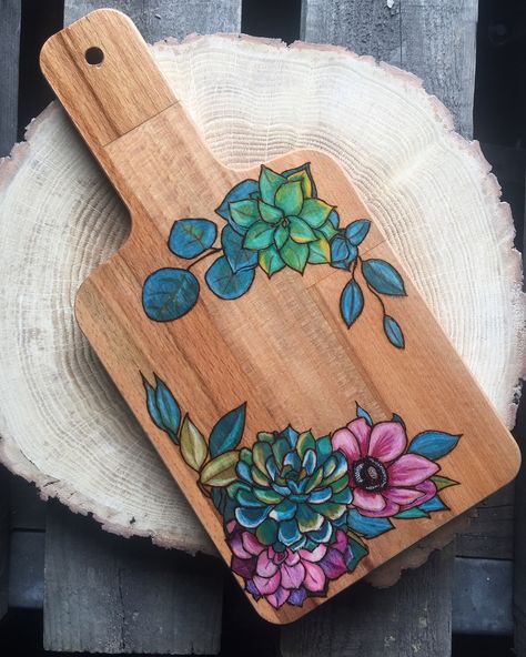 Woodburnt Wonders on Instagram: “On form with the chopping boards. Finished my succulent themed one today. Hopefully moving onto some Halloween pieces next which I am super…” Chopping Board Painting, Chopping Board Painting Ideas, Chopping Board Ideas, Chopping Board Art, Rock Cactus, Wood Burn Spoons, Art Painting Tools, Decoupage Glass, Wood Slice Art