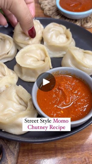 Momo Chutney Recipe, Momos Chutney Recipe, Momo Recipe, Momos Recipe, Chutney Recipe, Indian Street Food, Chutney Recipes, Chutney, Street Food