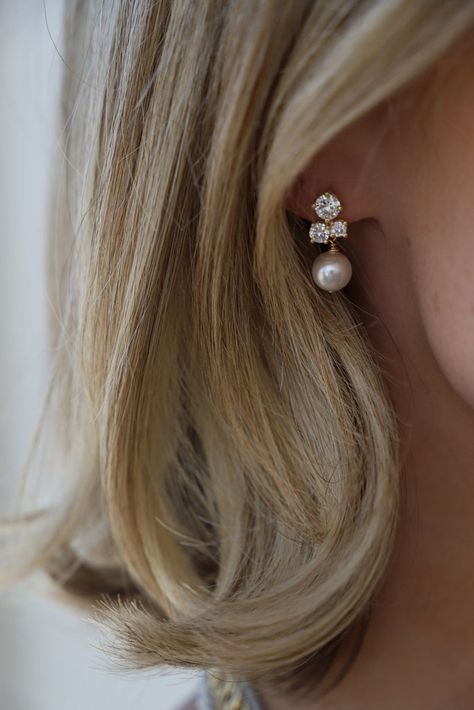 Jewelry For The Bride, Dainty Gold Pearl Earrings, Hair Down Wedding Earrings, Maid Of Honor Earrings, Simple Bridesmaid Earrings, Bridal Earings Idea, Wedding Stud Earrings, Elegant Sparkling Cubic Zirconia Cluster Earrings, Gold Cubic Zirconia Pearl Earrings For Party