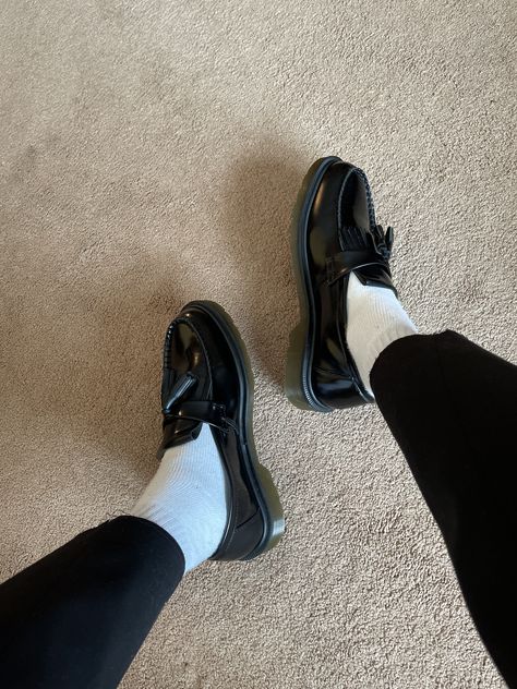 Loafers Loafers Men Aesthetic, Aesthetic Shoes Men, Chunky Loafers Outfit Men, Black Shoes Outfit Men, Black Loafers Outfit Men, Men’s Loafers Outfit, Loafer Outfit Men, Men Loafers Outfit, Loafers Streetwear