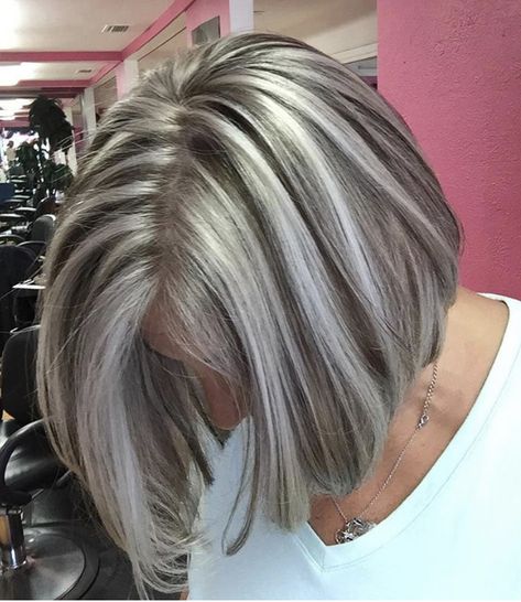 Natural Silver Hair With Lowlights, Short Silver Highlights Hair, Silver And Dark Hair, Blending White Hair Brunettes, Grey Hair Blending Ideas, Blending Greys Into Brown Hair, Gray And Silver Highlights, Gray Hair With Highlights, Blond Cenușiu