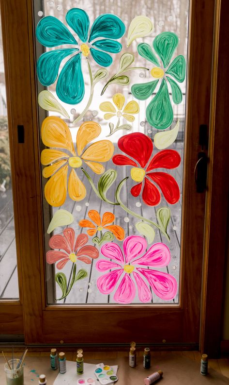 Colorful painted windows + how to paint your windows – oh yay studio – Color + Painting + Making + Everyday celebrating Decorated Windows, Classroom Window Decorations, Painted Window Panes, Window Art Diy, Easter Window, Painted Window Art, Painting On Glass Windows, Classroom Window, Painted Windows