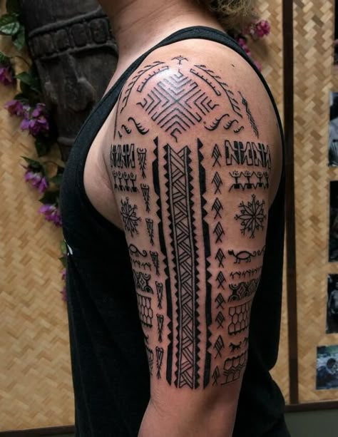 Contemporary Filipino Tribal Arm Tattoos The Shoulder Tattoo, Traditional Filipino Tattoo, Shoulder Tattoos For Men, Tattoos Polynesian, Filipino Tattoo, Journey Tattoo, Ethnic Tattoo, Arm Tattoo Design, Front Shoulder Tattoos