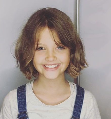 Top 14 Medium Bob Haircuts For Little Girls This Year Short Haircuts Pixie, Medium Bob Haircuts, Childrens Haircuts, Teen Haircuts, Short Hair For Kids, Bob Haircut For Girls, Medium Bob Haircut, Medium Bob, Girl Haircut