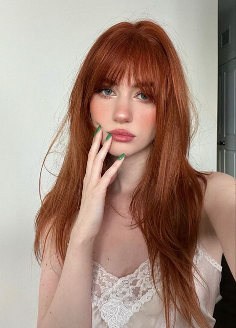 Cheveux Oranges, Red Hair Inspo, Ginger Hair Color, Long Red Hair, Hair Color For Women, Copper Hair, Red Hair Color, Hair Inspiration Color, Orange Hair