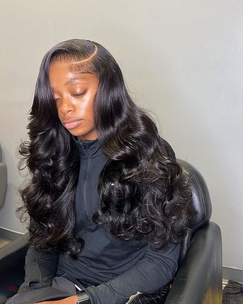 Beachwave Curls Black Women, Prom Hairstyles Sew In, Side Part Buss Down With Curls, Back To School Hairstyles Wigs, Curl Wigs For Black Women, 34 Inch Wig, Lace Front Wigs For Black Women, Frontal Sew In, Pin Curl Bun