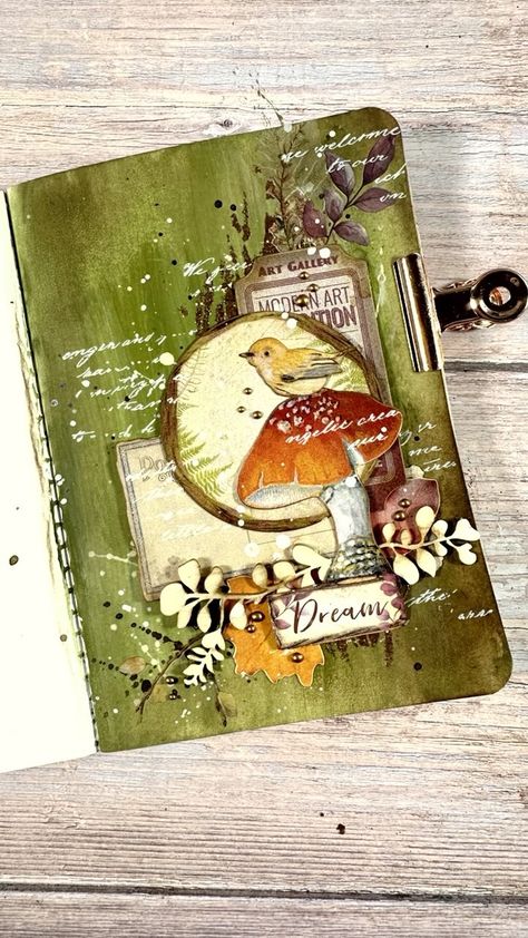 Vicky Papaioannou (@vickyp_gr) • Instagram photos and videos Vintage Pizza, Vicky Papaioannou, Mini Art Journal, Handmade Journals Diy, Mixed Media Cards, Art Journal Cover, Collage Art Projects, Mixed Media Techniques, Mixed Media Journal