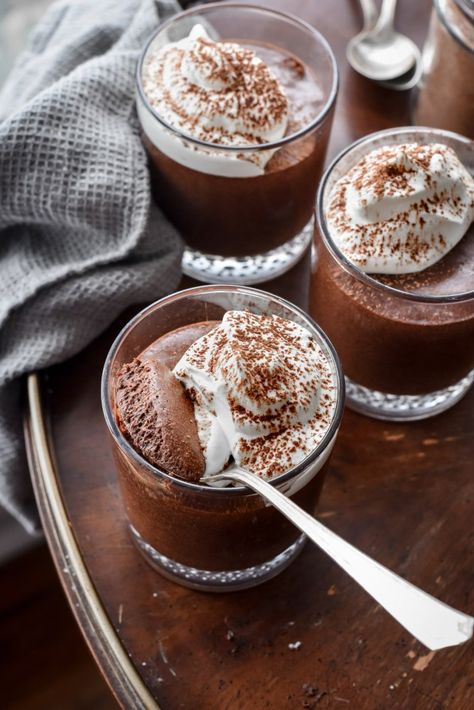 French Chocolate Mousse Recipe, French Chocolate Mousse, Chocolate Mousse Cups, Dark Chocolate Desserts, French Chocolate, Chocolate Mousse Recipe, Mousse Dessert, Make Ahead Desserts, Dessert For Two