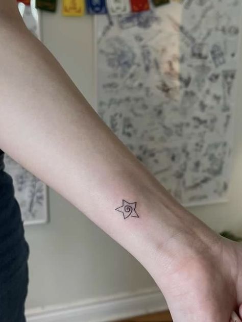 star tattoo stargirl minimal tattoo small minimalistic simplistic tattoo downtown girl Tv Girl Tattoo, Mazzy Star Tattoo, Stargirl Tattoo, Downtown Tattoo, Simplistic Tattoo, Indie Tattoo, Star Tattoo, Mazzy Star, Aesthetic Tattoo