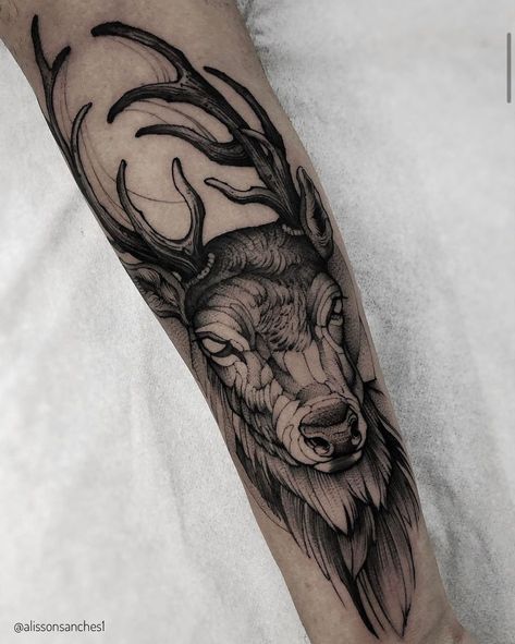 Gothic Deer Tattoo, Deer Tattoo Ideas, Buck Tattoo, Primitive Tattoo, Natur Tattoo Arm, Deer Head Tattoo, Tattoo Pierna, Stag Tattoo, Woodcut Tattoo