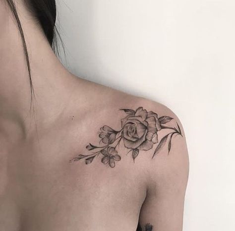 Floral Tattoo Shoulder, Bone Tattoos, Shape Tattoo, Inspiration Tattoos, Cat Tattoos, Tiny Tattoo, Shoulder Tattoos For Women, Floral Tattoo Design, Women's Tattoo