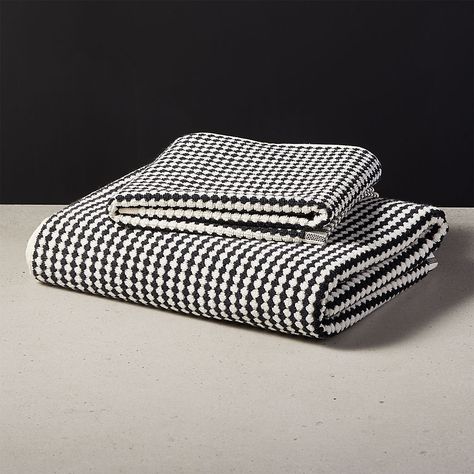 Lena Black and White Bath Towels Hanging Cosmetic Bag, Grey Bath Towels, Contemporary Bath, Decorative Bath Towels, Striped Bath Towels, White Bath Mat, White Bath Towels, Camping Must Haves, White Hand Towels