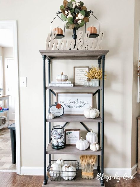 Fall Bookshelf, Neutral Fall Decor Ideas, Styled Bookshelves, Ladder Shelf Decor, Fall Decor Living Room Cozy, Fall Shelf Decor, Styled Shelves, Sofa Table Decor, Decorating For Fall