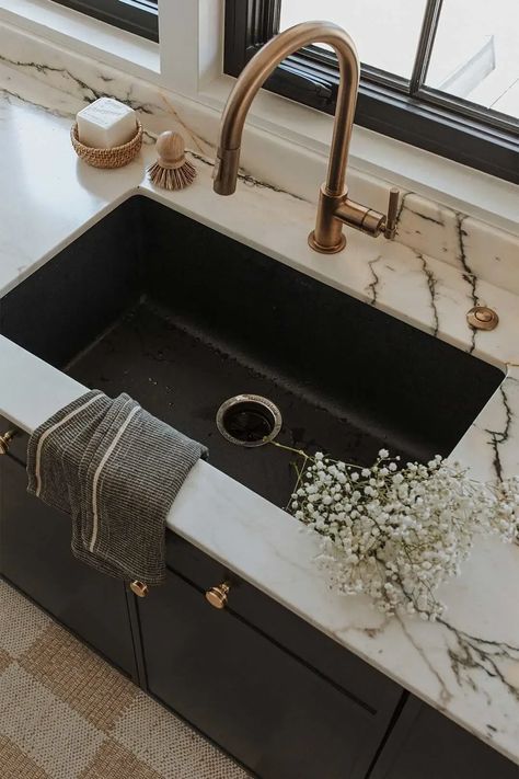 Black And Brass Kitchen, Queen Anne Victorian House, Queen Anne Victorian, Gold Faucet, Black Kitchen Sink, Bronze Kitchen, Brass Kitchen Faucet, Black Faucet, Black Sink