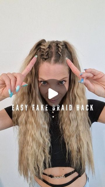 Poppy ✨️♏️ on Instagram: "Which one do you prefer ? Even though I know how to dutch braid on my own hair I also like to do this braid hack which I think looks even better than the real one 🫶

.

.

#braidedhair #braidedhairstyles #festivalhair #festivalhairstyles #partyhair #partyhairstyle #funhair #funhairstyles #coiffure #hair #hairstyle #hairstylevideo #hairstyletutorial #summerhairstyles #summerhair #halfuphair #rubberbandhairstyles #dutchbraid #braidhack #dutchbraids #halfuphairstyle #hairhack" Hairstyles On Real Hair, Two Braids At The Top Of Head, Easy Messy Braid Hairstyles, How To Do A Fake French Braid, How To Braid Your Own Hair Dutch, Cute Hairstyles With Hair Up, How To Braid Bangs, How To Braid Top Of Head, Easy Braided Pigtails