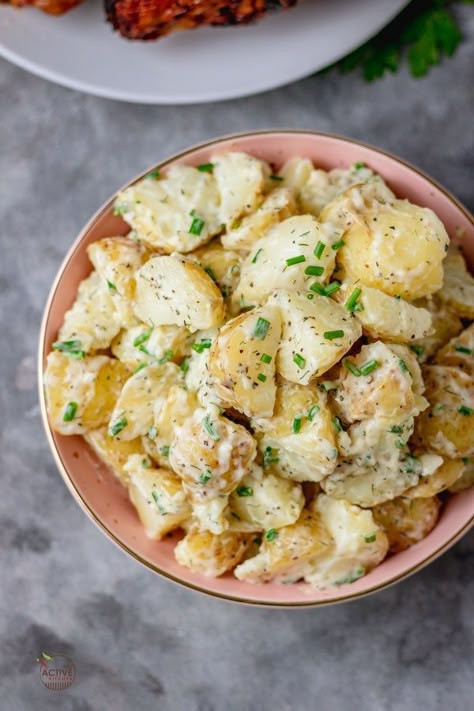 Simple Potato Salad Recipe - My Active Kitchen Plain Potato Salad, Simple Potato Salad, Best Potato Salad Recipe, Spicy Baked Chicken, Creamy Salad, Potato Salad Dressing, Potato Salad Healthy, Potatoe Salad, Salad Cream