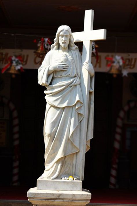 Crucifix Art, Jesus Christ Statue, The Crucifixion Of Jesus, Sacred Garden, Christ Cross, Catholic Decor, Jesus Statue, The Crucifixion, Crucifixion Of Jesus