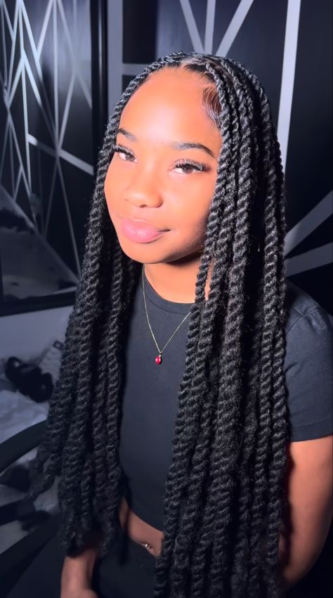 Women Cornrows, Twisted Hair, Braided Hairstyles For Black Women Cornrows, Cute Box Braids, Twists Locs, Girl Braided Hairstyles, Twist Braid, Cute Braided Hairstyles, Box Braids Hairstyles For Black Women