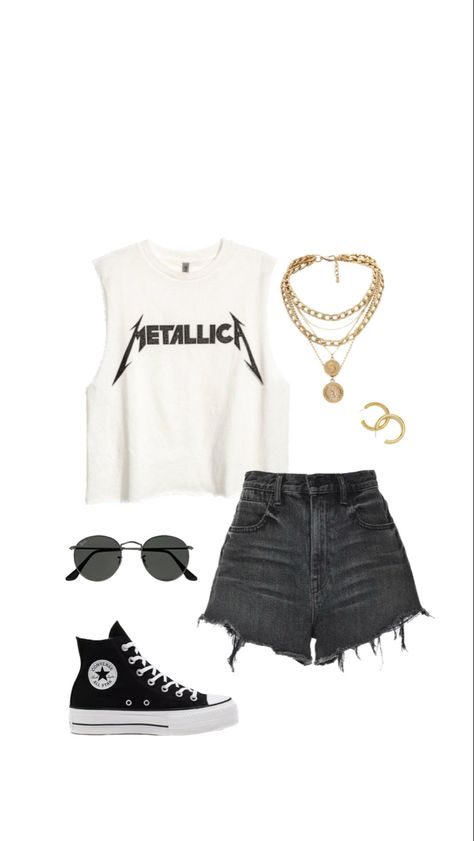 Sleeveless Band Tee, Comfy Rock Concert Outfit, Metallica Tshirt Outfits, Metallica Shirt Outfit Women, Summer Metal Concert Outfit, Metallica Concert Outfit Ideas, Metallica Outfit Women, Metallica Concert Outfit Women, Band Tee Outfits Summer