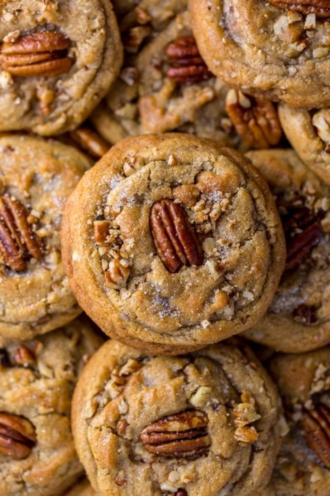 Brown Butter Pecan Cookies, Baker By Nature, Butter Pecan Cookies, Pecan Cookies, Pecan Recipes, Butter Pecan, Tea Cakes, Cookies Recipes Christmas, Brown Butter