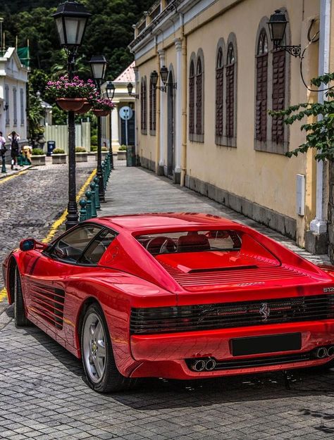 Ferrari 512 Testarossa, Ferrari Testarossa, Exotic Sports Cars, Ferrari F40, Ferrari Car, Italian Cars, Retro Cars, Amazing Cars