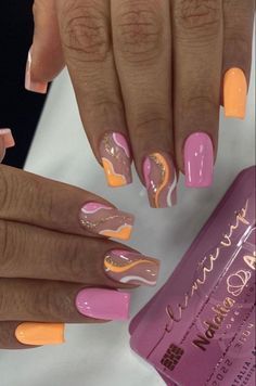 Short Nail Design, Summer Nails 2023, Nail Short, Nails Beach, Nails Art Designs, Simple Gel Nails, Colored Acrylic Nails, Summery Nails, Simple Acrylic Nails