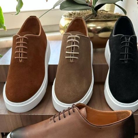 Leather Sneakers Outfit, Mens Smart Casual Shoes, Brown Shoes Men, Gents Shoes, Kicks Shoes, Shoes Outfit Fashion, Casual Leather Shoes, Mombasa, Men Stylish Dress