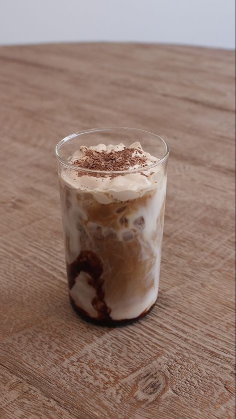 Mocha Drink Aesthetic, Iced Chocolate Aesthetic, Iced Mocha Aesthetic, Ice Chocolate Drink Aesthetic, Mocha Coffee Aesthetic, Mocha Aesthetic, Ice Chocolate Drink, Mocha Drink, Mocha Mousse