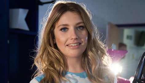 Ella Henderson Keaton Stromberg, George Shelley, Ella Henderson, Hair Color Light Brown, Light Hair Color, Ex Husbands, Light Brown Hair, Brown Hair Colors, Height And Weight