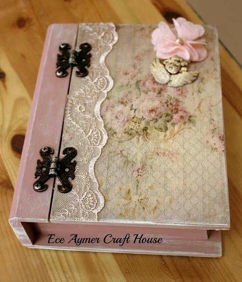 Beautiful Decoration Shabby, Notebook Ideas, Decoupage Box, Shabby Chic Crafts, Decoupage Art, Altered Boxes, Pretty Box, Primitive Christmas, Diy Box